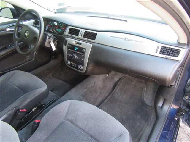 Chevrolet Impala 2010 photo 31